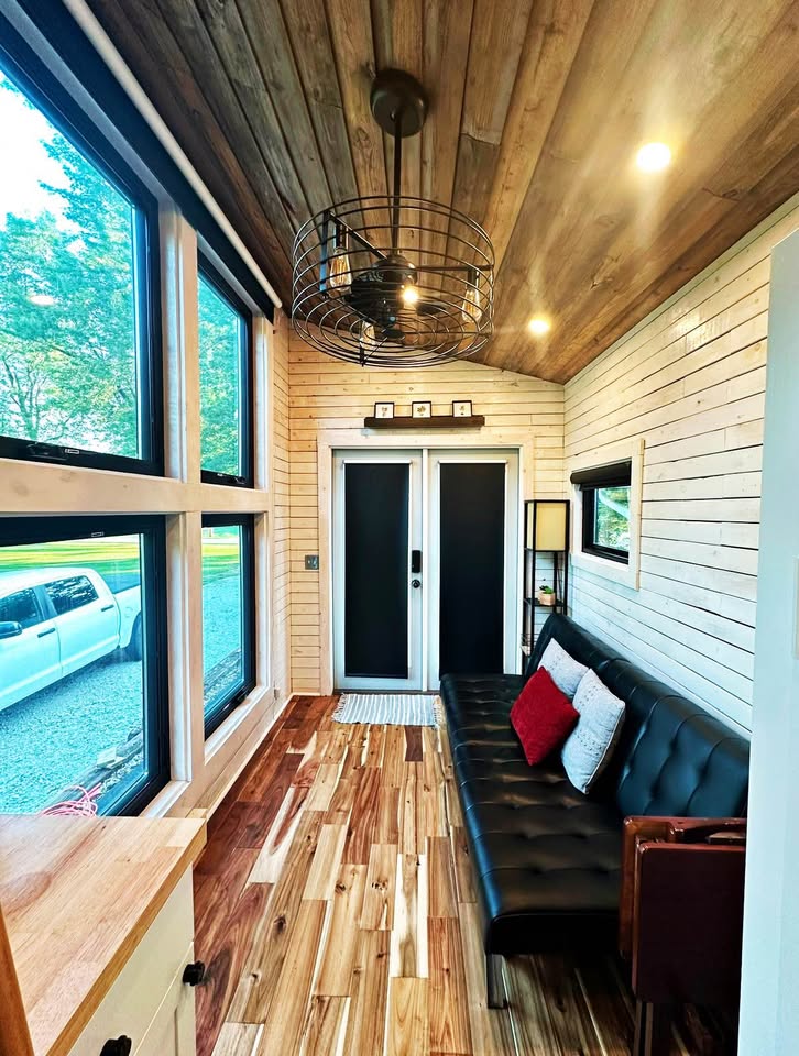 20ft Tiny Home on Wheels – Stylish